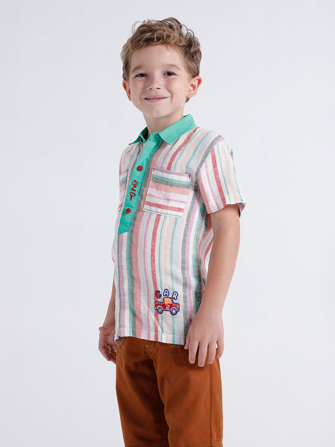 Boys short sleeve shirt with contrast collar & placket