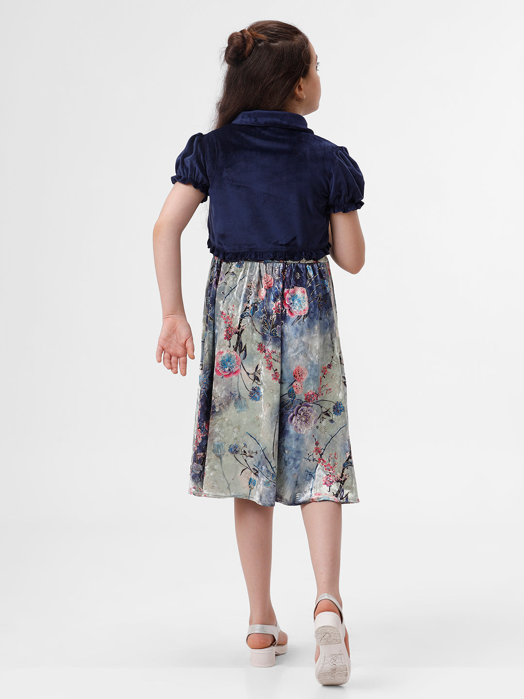 Girls Flock embrodery dress with velvet overcoat