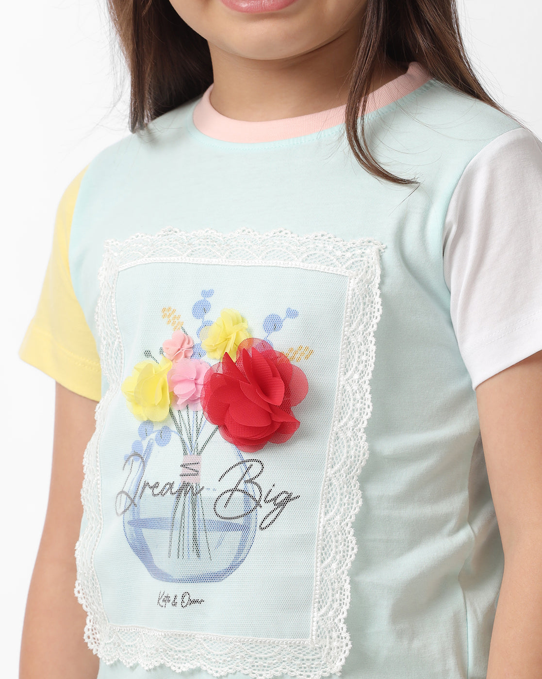 Girls Colour Block Tee With 3D Flower Graphic