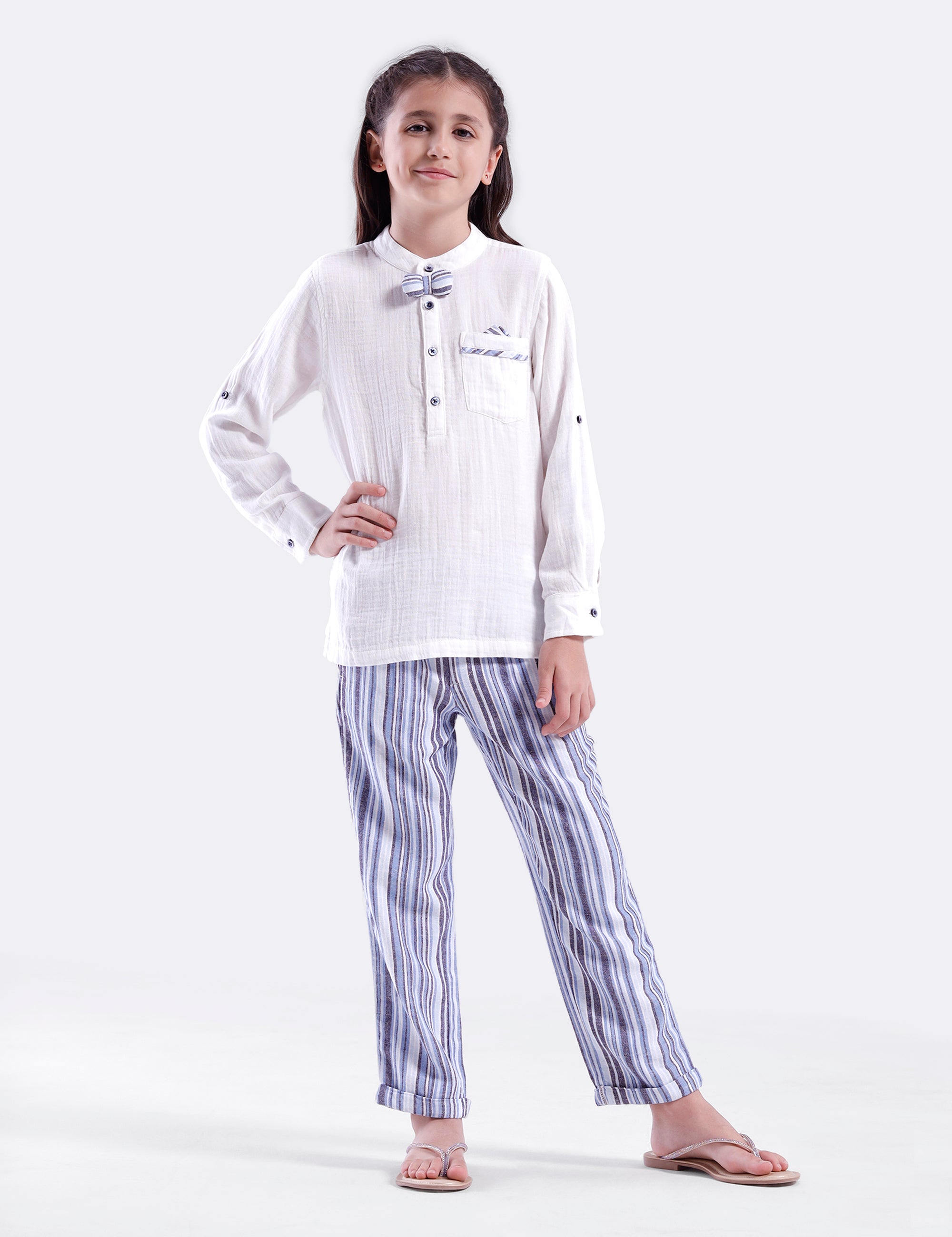 Unisex long sleeve shirt with bow