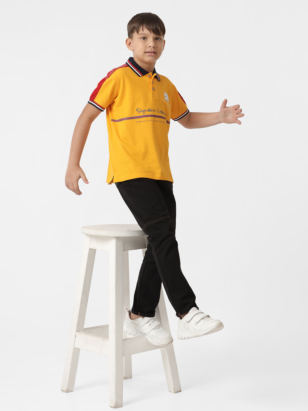Boys Regular Fit Solid Trouser