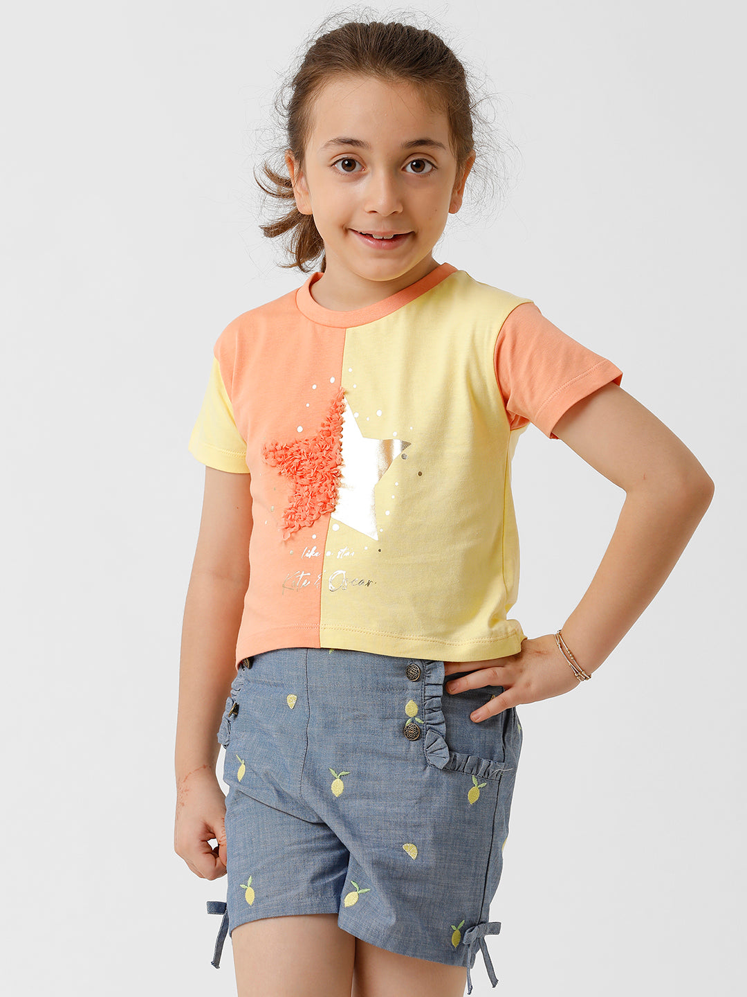 Girls Cut and Sew Contrast Star printed T-shirt