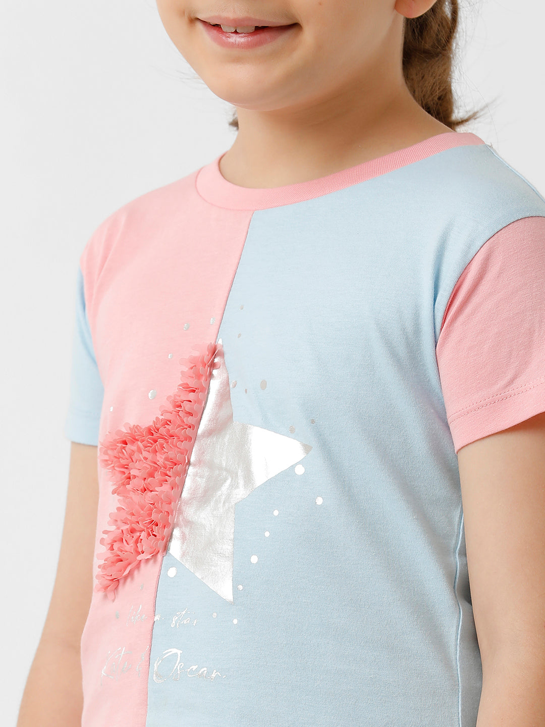 Girls Cut and Sew Contrast Star printed T-shirt