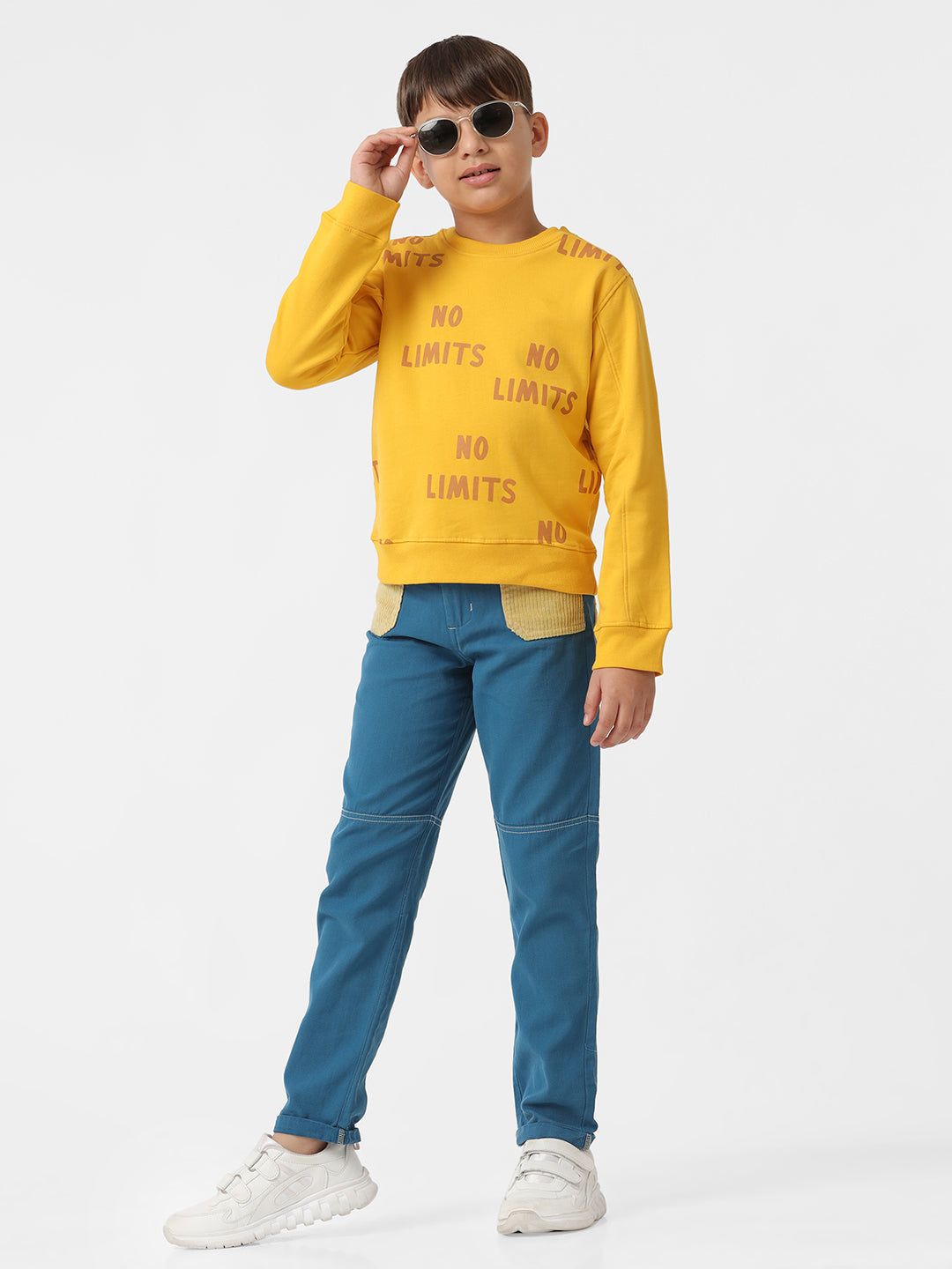 Boys Regular Fit Solid Trouser